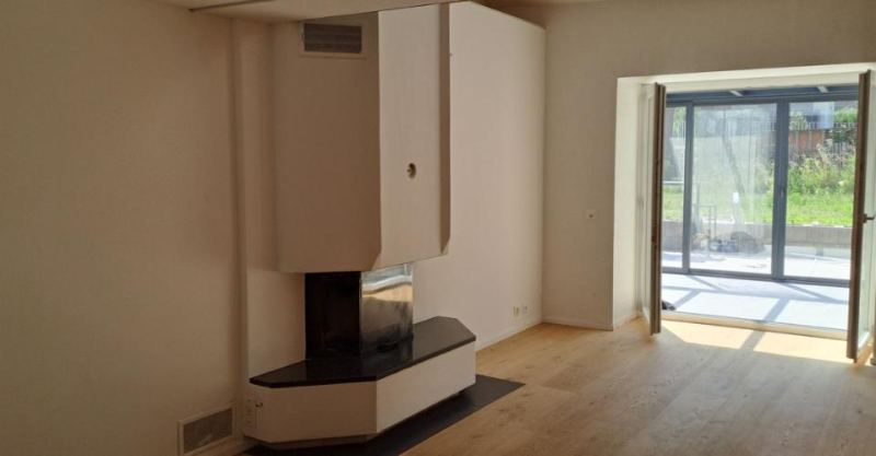Appartement de 2 pièces avec véranda en plein centre – photo 3