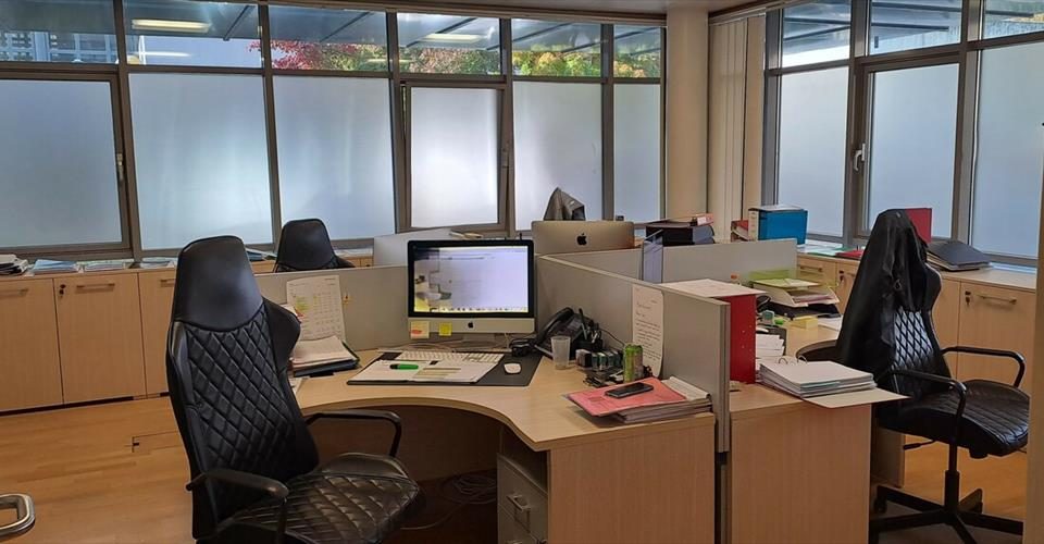 Deux bureaux pour investisseur – photo 1